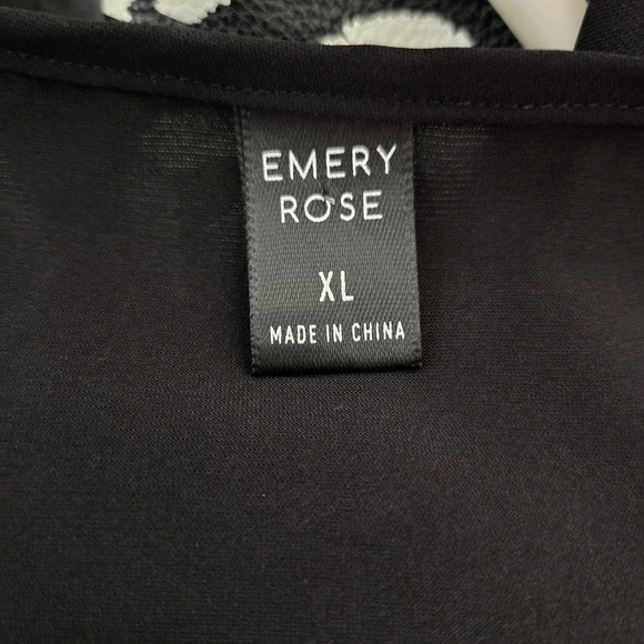 Emery Rose Black Long Sleeve Relaxed Blouse With Sequin Trim Size XL - Picture 5 of 5